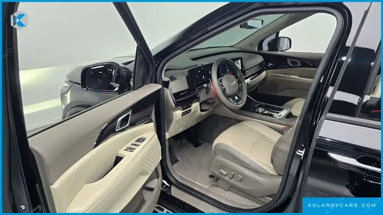 KIA CARNIVAL GASOLINE 7-SEATER SIGNATURE
