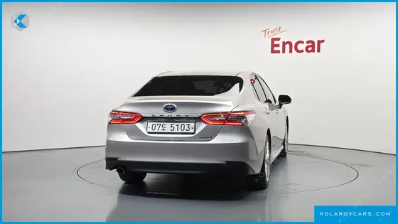 TOYOTA CAMRY 2.5 XLE HYBRID