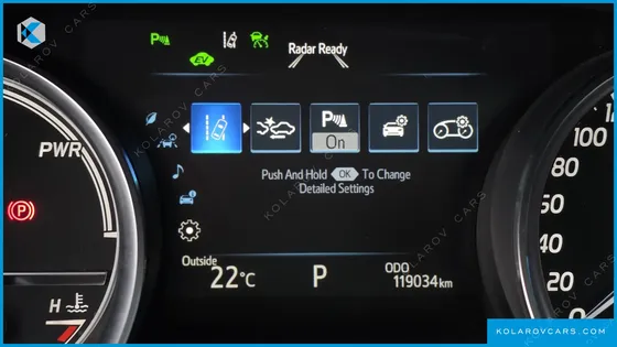 TOYOTA CAMRY 2.5 XLE HYBRID