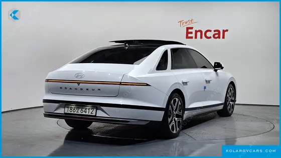 HYUNDAI GRANDEUR 2,5 GASOLINE 2WD