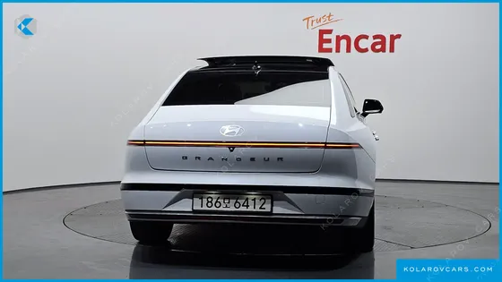HYUNDAI GRANDEUR 2,5 GASOLINE 2WD