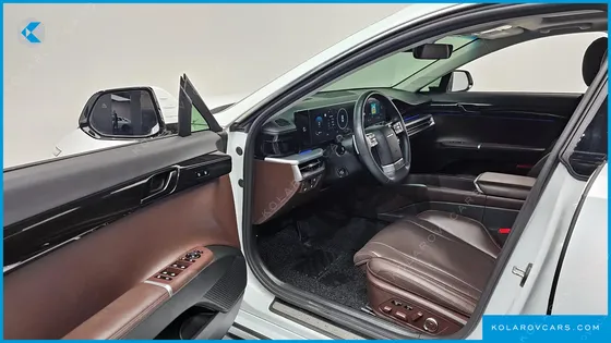HYUNDAI GRANDEUR 2,5 GASOLINE 2WD