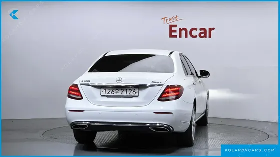 MERCEDES E-CLASS E300 4MATIC EXCLUSIVE