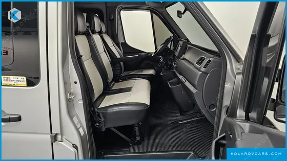 RENAULT KOREA MASTER 2.3 15-SEATER
