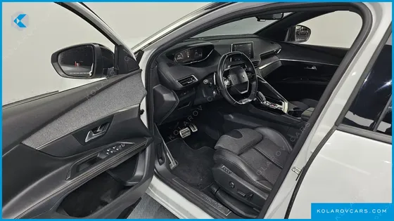 PEUGEOT 5008 1.5 BLUEHDI GT LINE