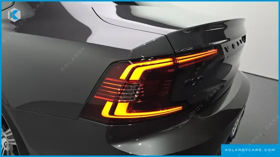 VOLVO S90 B6 AWD ULTRA BRIGHT