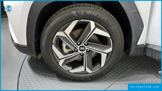 HYUNDAI TUCSON GASOLINE 1.6 TURBO 2WD