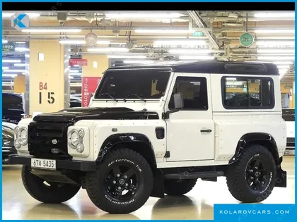 LAND ROVER DEFENDER 90