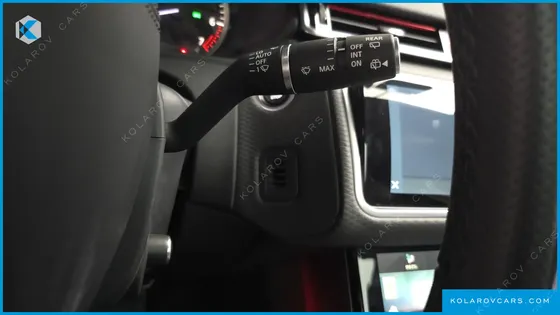 LAND ROVER RANGE ROVER VELAR 2.0 P250 R-DYNAMIC SE