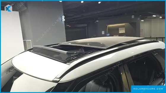 LAND ROVER RANGE ROVER VELAR 2.0 P250 R-DYNAMIC SE