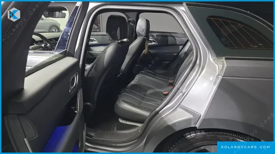 LAND ROVER RANGE ROVER VELAR 3.0 D300 R-DYNAMIC SE