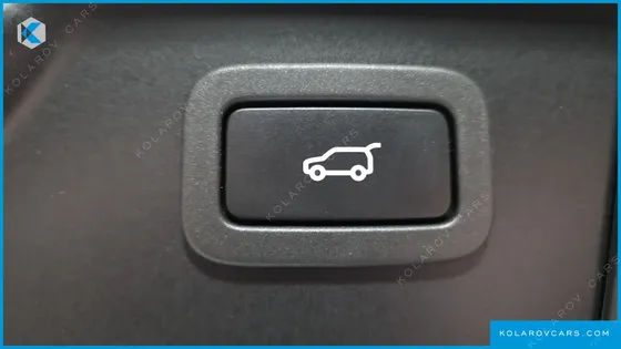 LAND ROVER RANGE ROVER VELAR 3.0 D300 R-DYNAMIC SE