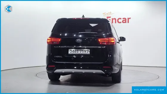 KIA CARNIVAL 9-SEATER NOBLESSE
