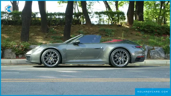 PORSCHE 911 CARRERA 4 CABRIOLET