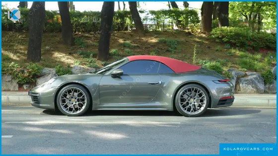 PORSCHE 911 CARRERA 4 CABRIOLET