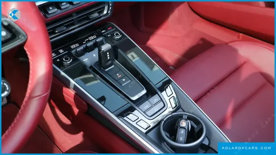 PORSCHE 911 CARRERA 4 CABRIOLET