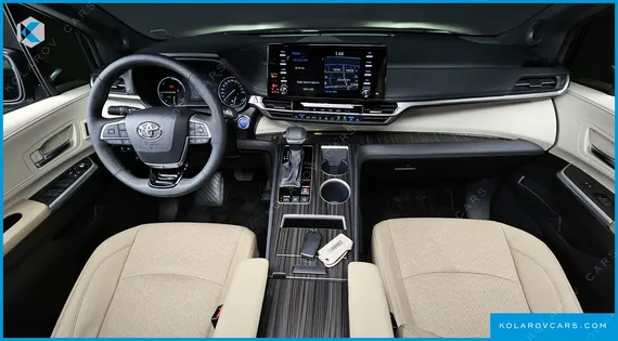 TOYOTA SIENNA 2.5 HYBRID AWD