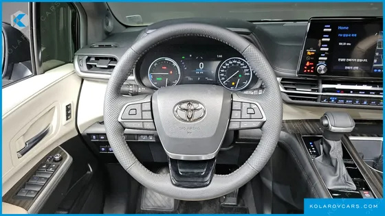 TOYOTA SIENNA 2.5 HYBRID AWD