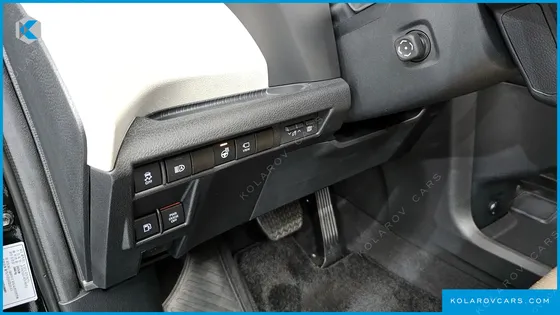 TOYOTA SIENNA 2.5 HYBRID AWD