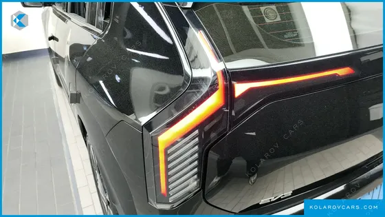 KIA EV3 STANDARD 2WD