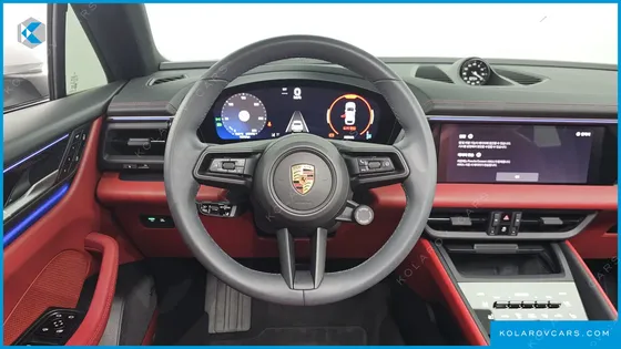 PORSCHE MACAN BASE