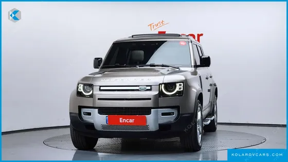 LAND ROVER DEFENDER 110 D300 HSE