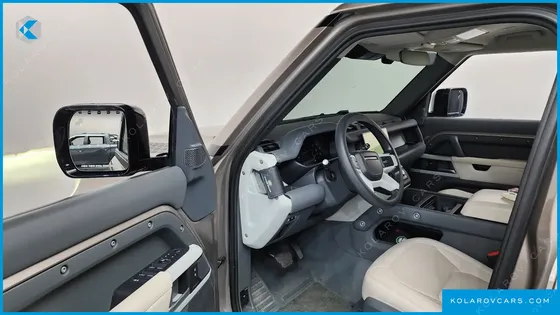 LAND ROVER DEFENDER 110 D300 HSE