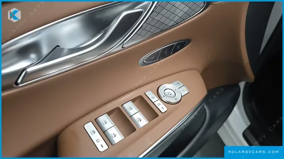 GENESIS GV70 2.5T GASOLINE 2WD