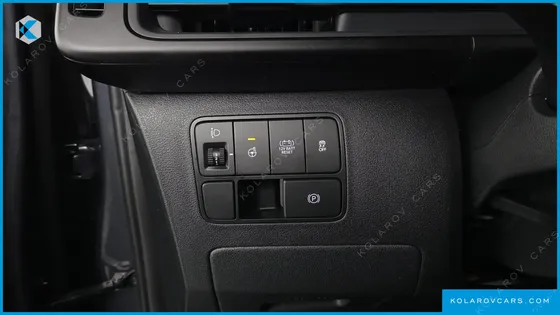 HYUNDAI STARIA HEV 1.6 CARGO 3-SEATER