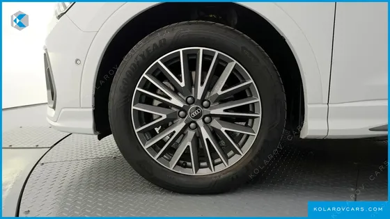 AUDI Q3 40 TFSI QUATTRO PREMIUM