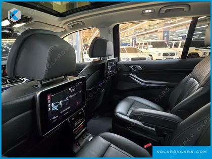 BMW X7 XDRIVE 30D DESIGN PURE EXCELLENT 6-SEATER