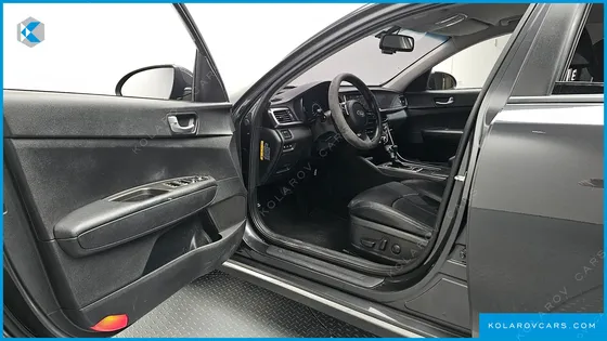 KIA K5 2.0 LPI RENTAL CAR