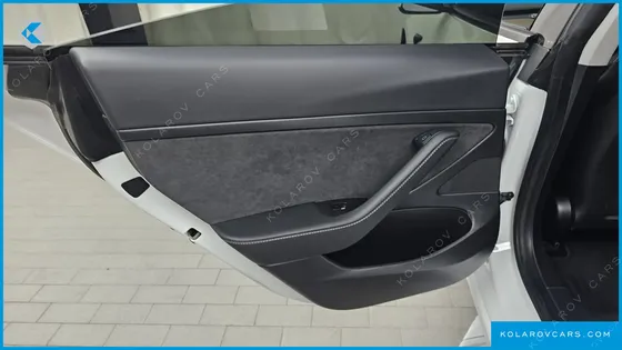 TESLA MODEL 3 STANDARD RANGE PLUE RWD
