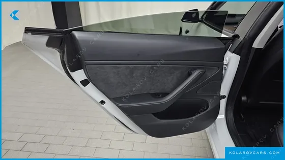 TESLA MODEL 3 LONG RANGE AWD