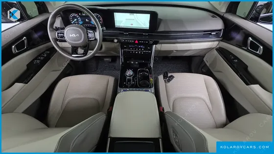 KIA CARNIVAL 7-SEATER HI-LIMOUSINE