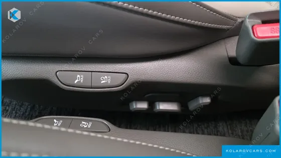KIA CARNIVAL 7-SEATER HI-LIMOUSINE