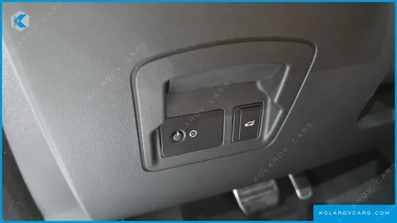 LAND ROVER RANGE ROVER VELAR 3.0 P400 R-DYNAMIC HSE