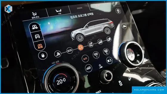 LAND ROVER RANGE ROVER VELAR 3.0 D300 R-DYNAMIC HSE