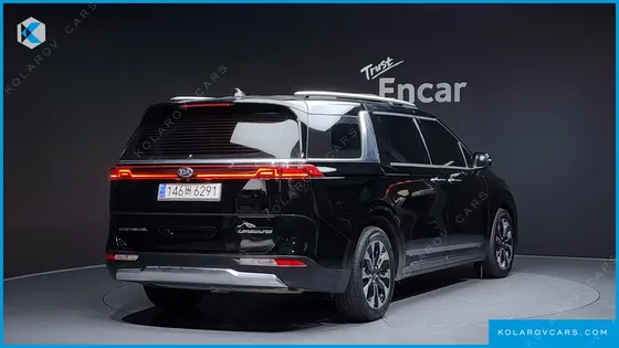 KIA CARNIVAL 7-SEATER SIGNATURE