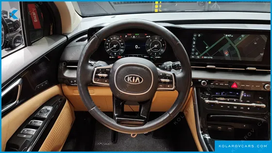 KIA CARNIVAL 7-SEATER SIGNATURE