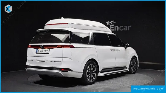 KIA CARNIVAL GASOLINE 7-SEATER HI-LIMOUSINE