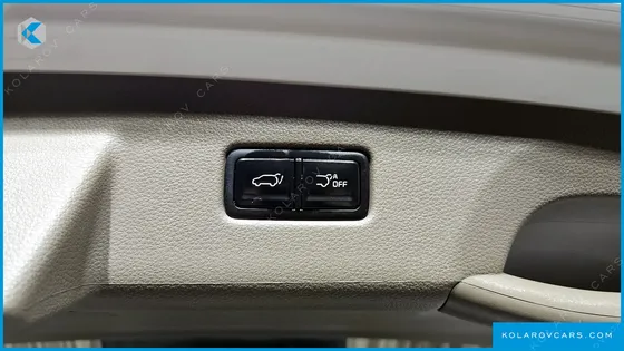 KIA CARNIVAL GASOLINE 7-SEATER HI-LIMOUSINE