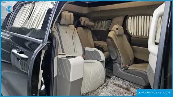 KIA CARNIVAL 9-SEATER HI-LIMOUSINE