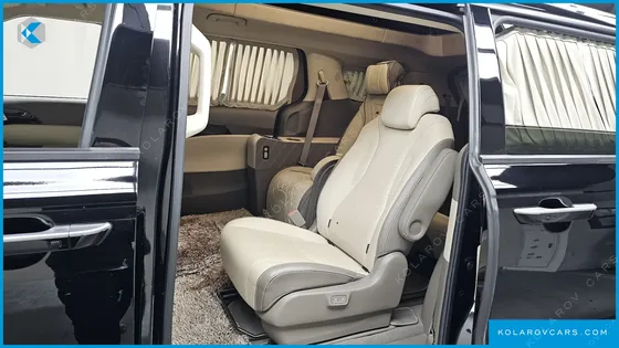 KIA CARNIVAL 9-SEATER HI-LIMOUSINE