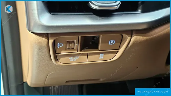 HYUNDAI GRANDEUR 2,5 GASOLINE 2WD
