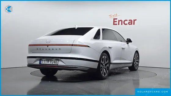 HYUNDAI GRANDEUR 2,5 GASOLINE 2WD