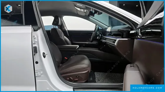 HYUNDAI GRANDEUR 2,5 GASOLINE 2WD