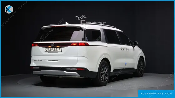 KIA CARNIVAL 9-SEATER PRESTIGE