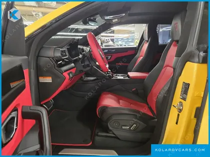 LAMBORGHINI URUS 4.0 V8