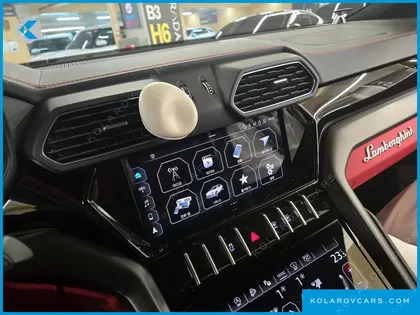 LAMBORGHINI URUS 4.0 V8